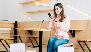 QRSpider: Mengubah Pengalaman Mal dengan Kode QR